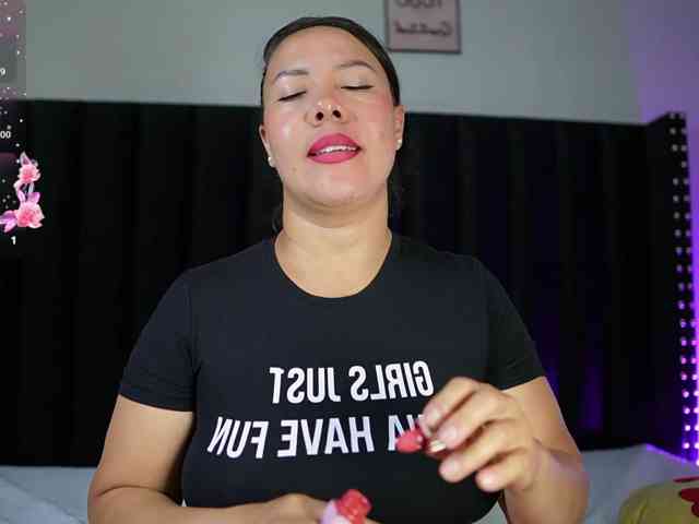 Hotlatinateacher webcam