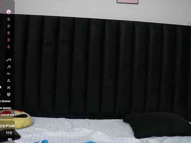 Hotlatinateacher webcam