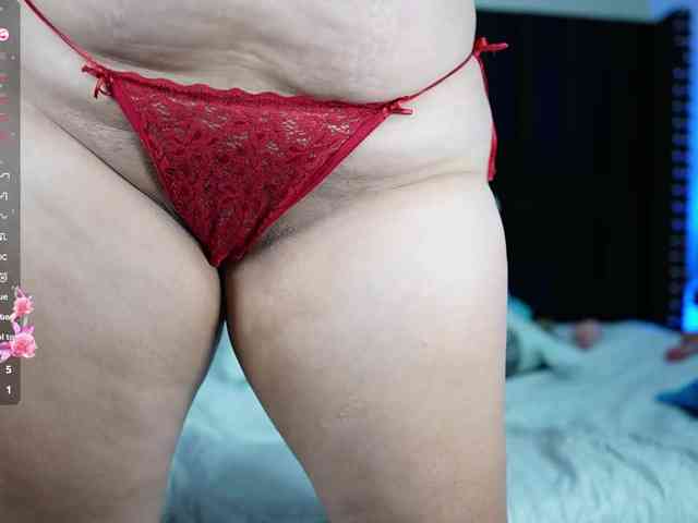 Hotlatinateacher webcam
