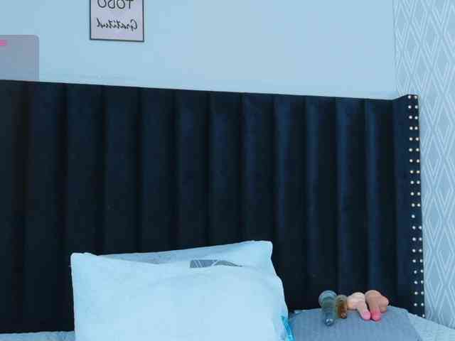 Hotlatinateacher webcam