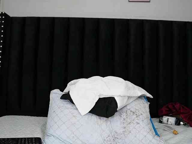 Hotlatinateacher webcam