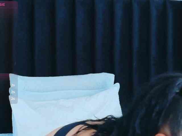 Hotlatinateacher webcam