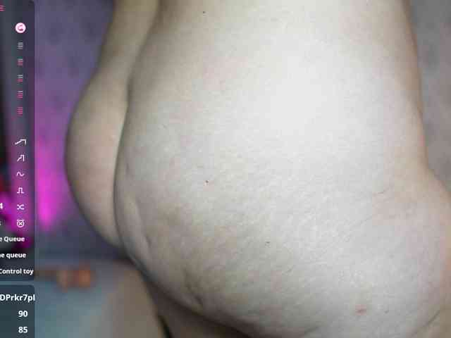 Hotlatinateacher webcam