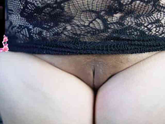 Hotlatinateacher webcam