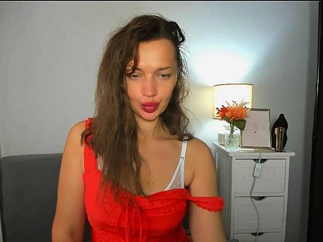 WildOlivia, live now on BongaCams