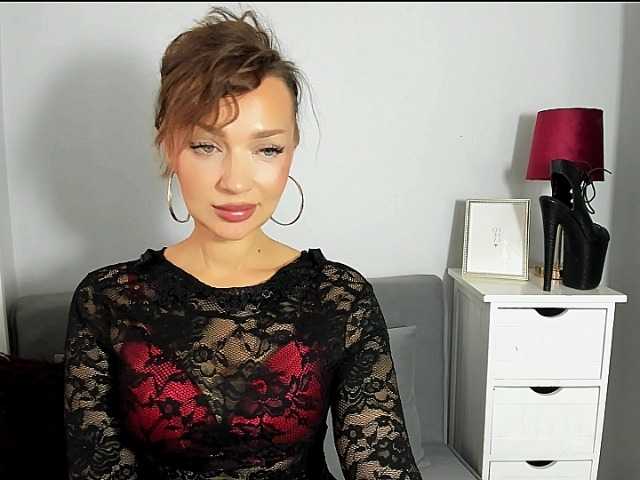 WildOlivia live cam on BongaCams
