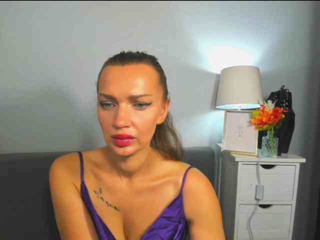 WildOlivia webcam
