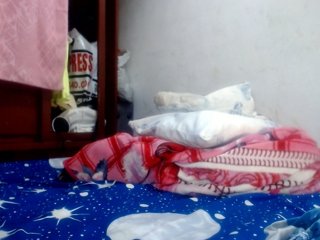 CameliaLong Porn Show