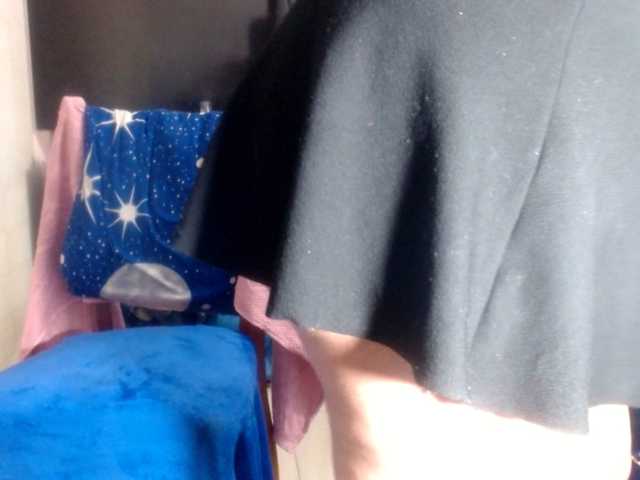 CameliaLong live cam on BongaCams