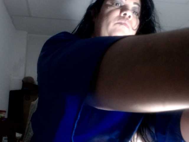 CameliaLong live cam on BongaCams