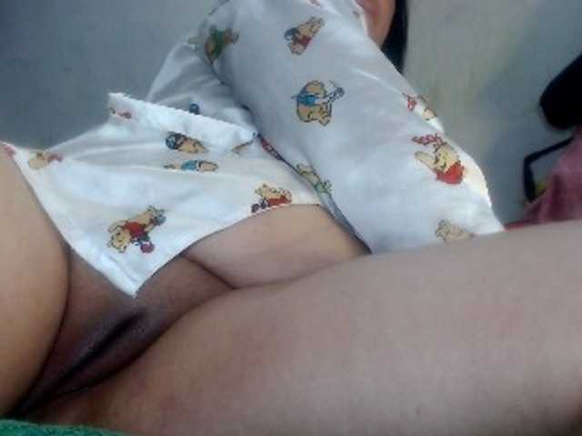 CameliaLong live cam on BongaCams