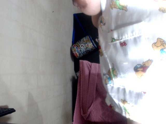 CameliaLong live webcam show