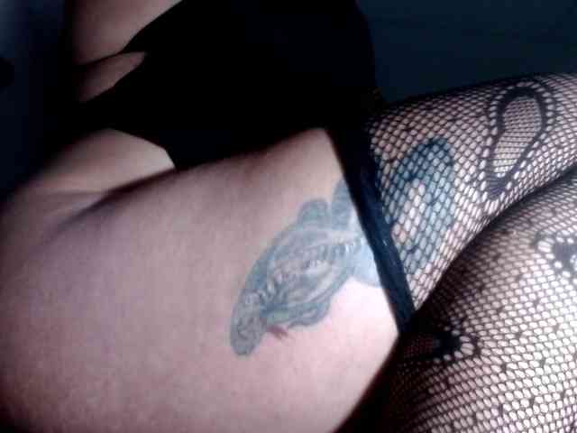 CameliaLong webcam