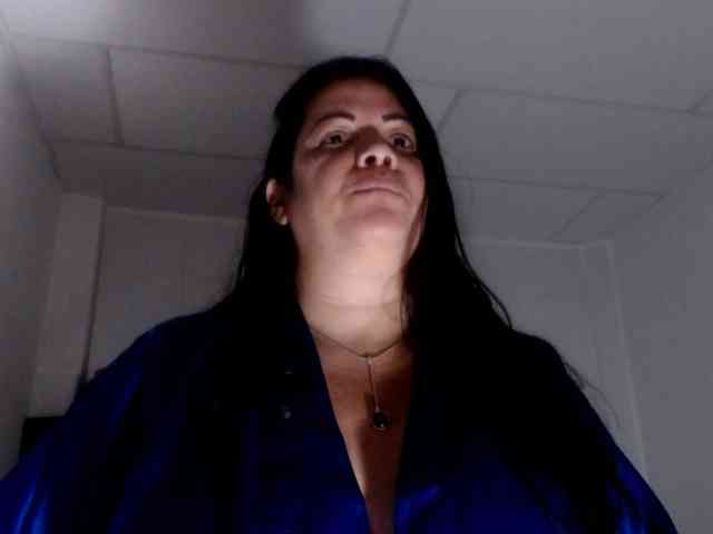 CameliaLong webcam