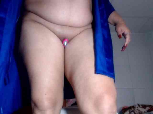 CameliaLong webcam