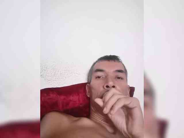 Ali9889