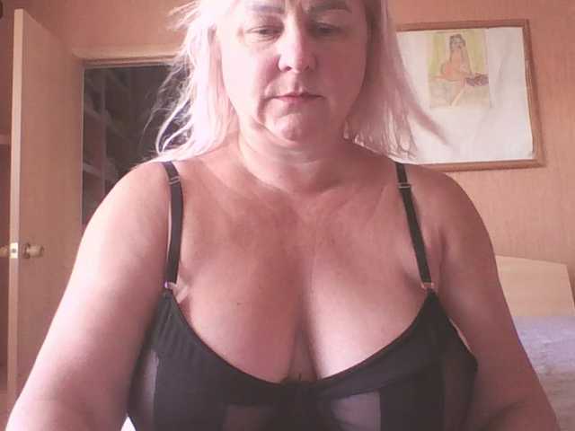 miranda-robinson live cam on BongaCams