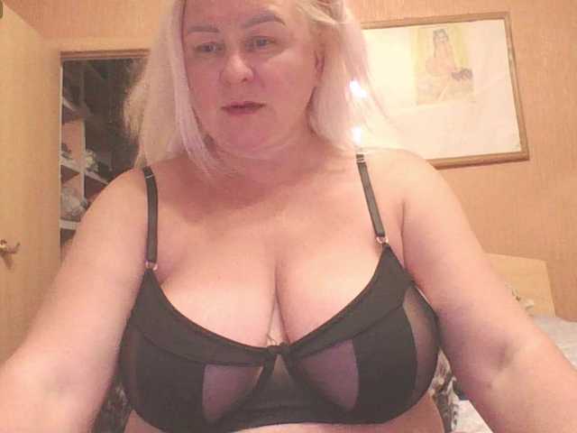 miranda-robinson live cam on BongaCams