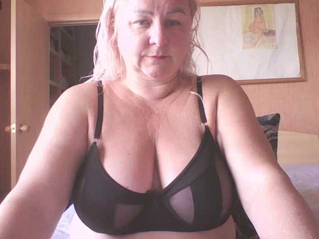 miranda-robinson live cam on BongaCams