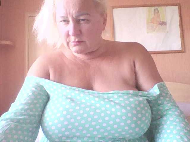 miranda-robinson live cam on BongaCams