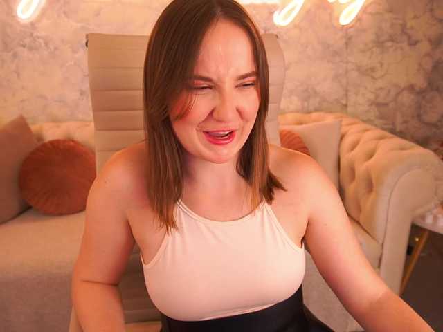 SofieBloom, 21 y/o - Live Cam on BongaCams