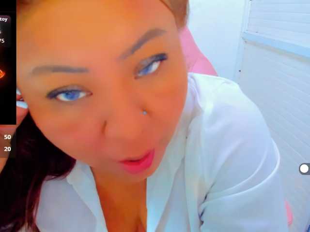 VictoriaLove live cam on BongaCams
