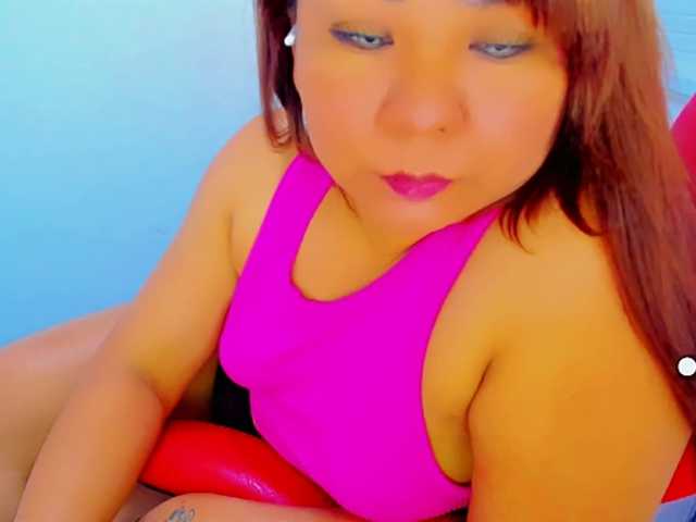 VictoriaLove's BongaCams show and profile