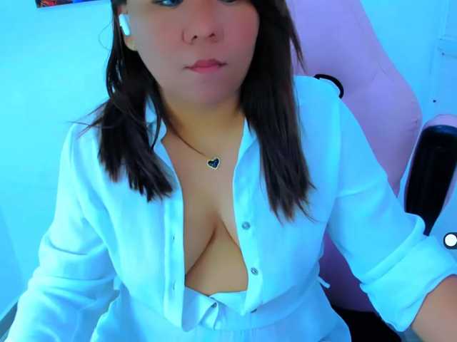 VictoriaLove live cam on BongaCams