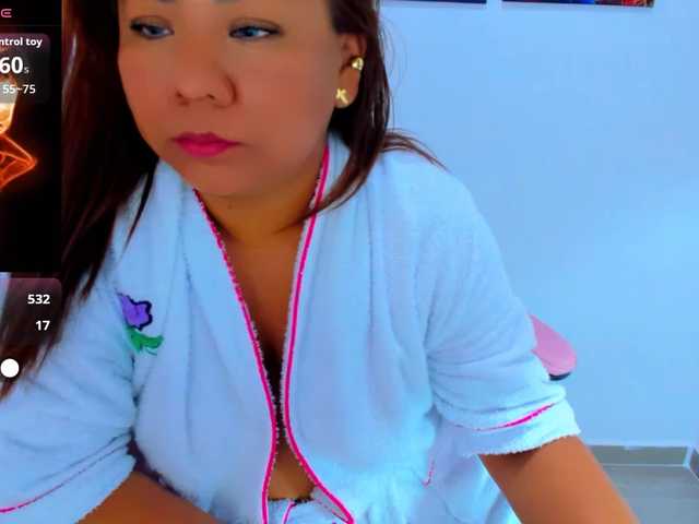 VictoriaLove live cam on BongaCams