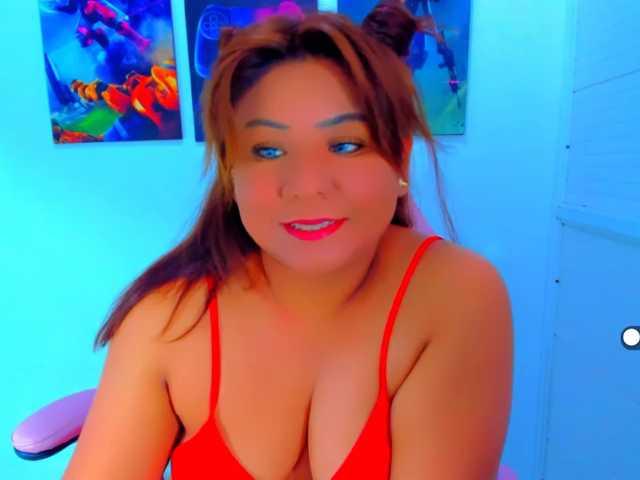 VictoriaLove live cam preview