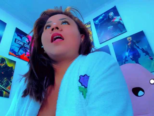 VictoriaLove live cam on BongaCams