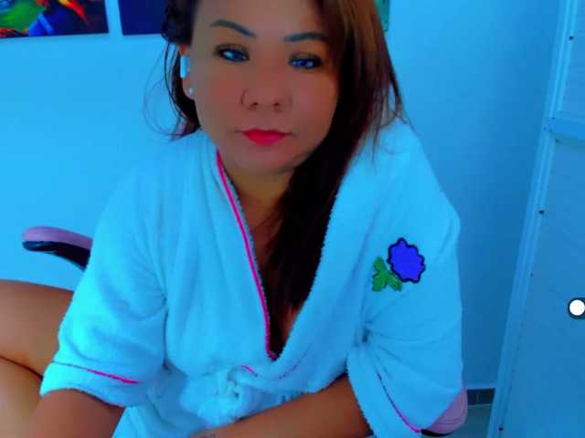 VictoriaLove live cam on BongaCams