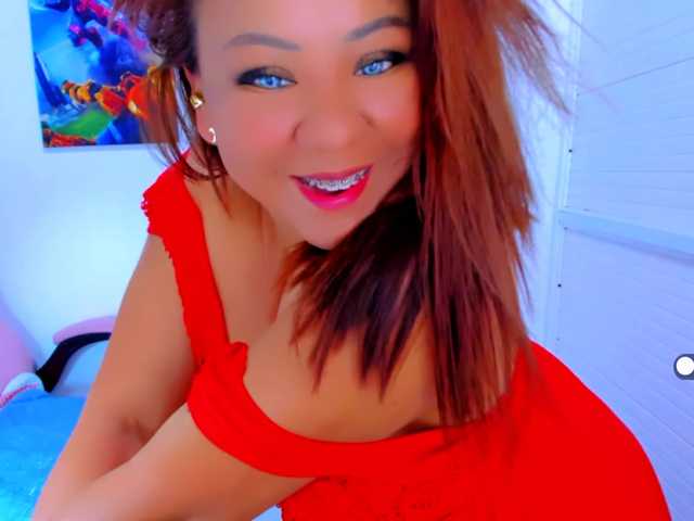 VictoriaLove live cam on UnifiedCams