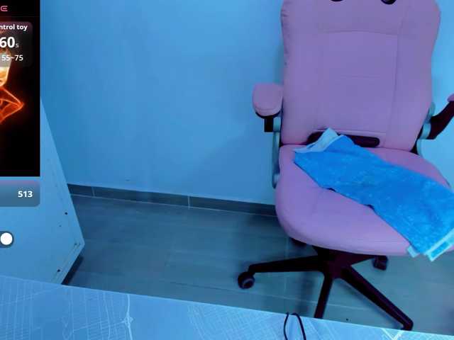 VictoriaLove live webcam show