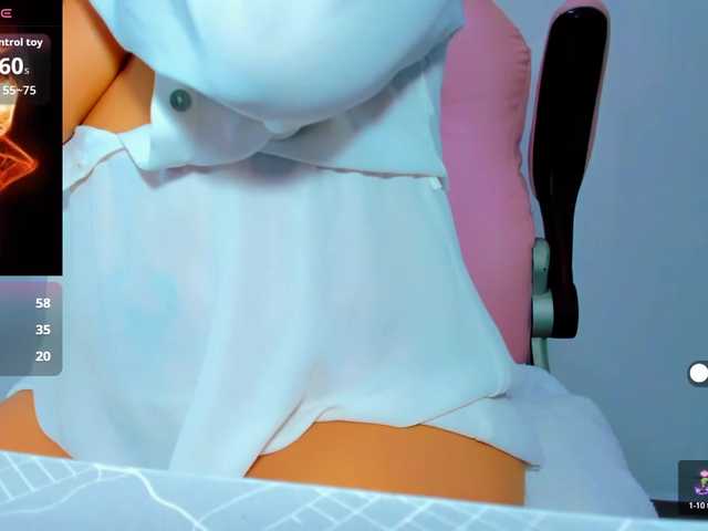 VictoriaLove live webcam show