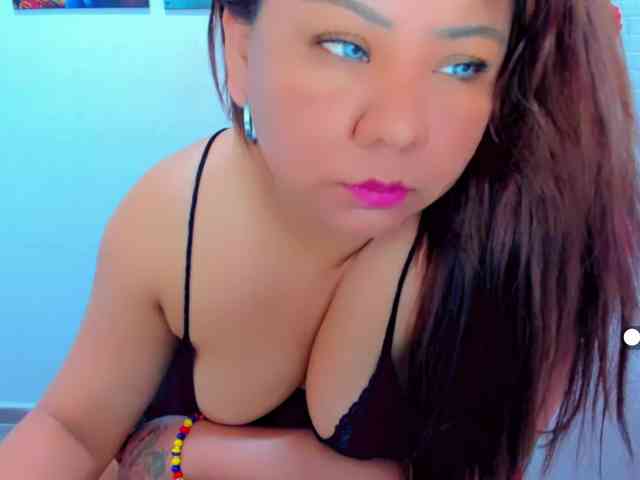 VictoriaLove webcam