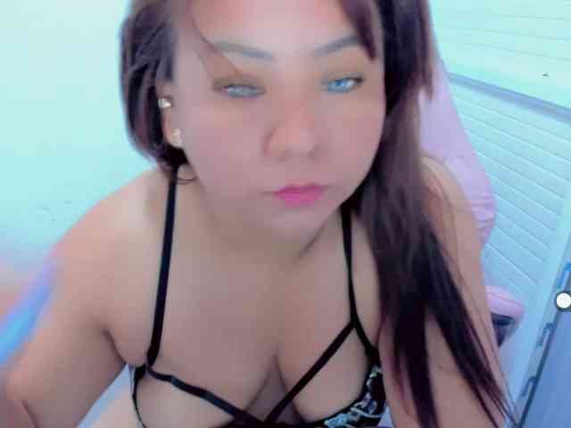 VictoriaLove webcam