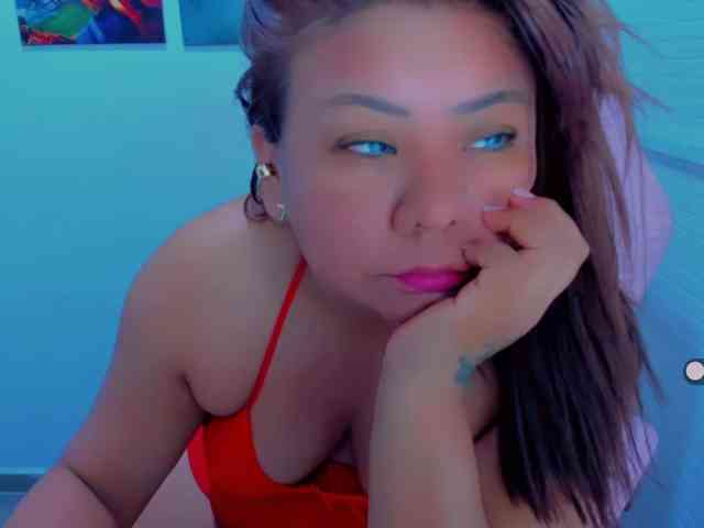 VictoriaLove webcam