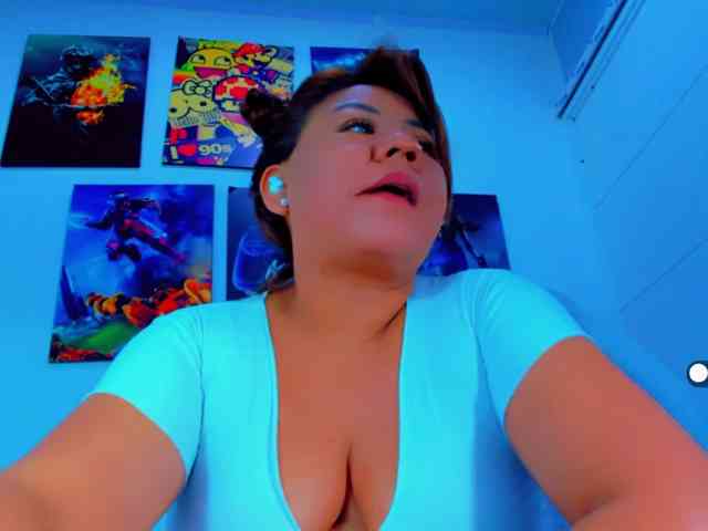 VictoriaLove webcam