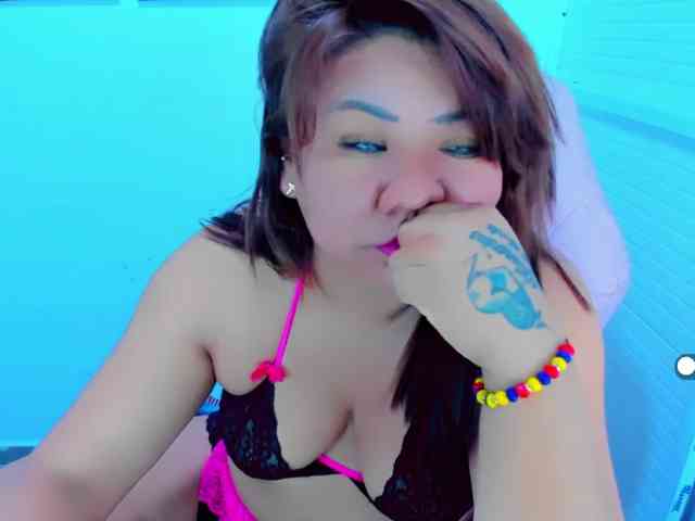 VictoriaLove webcam
