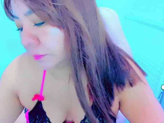 VictoriaLove webcam