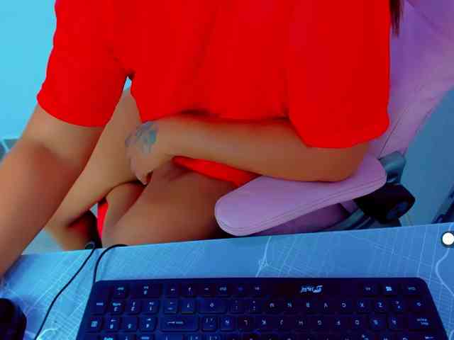 VictoriaLove webcam