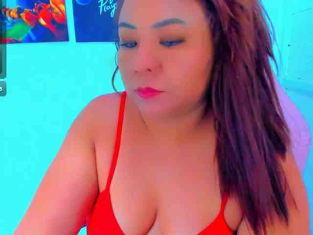 Model: VictoriaLove