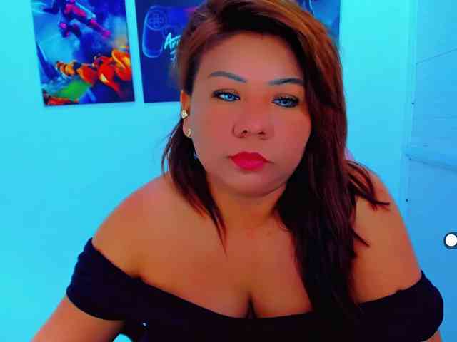 VictoriaLove webcam
