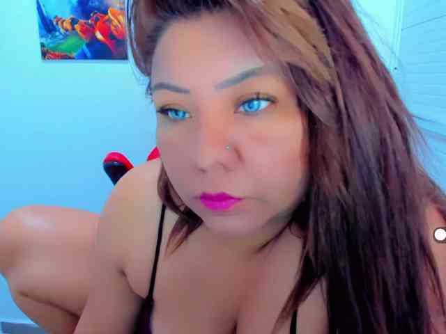 VictoriaLove webcam