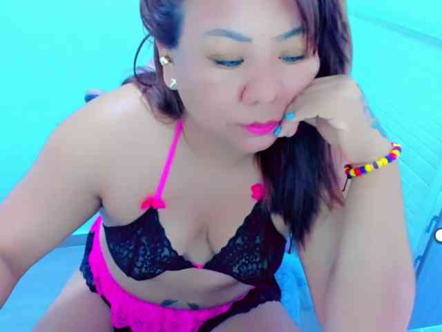 VictoriaLove webcam