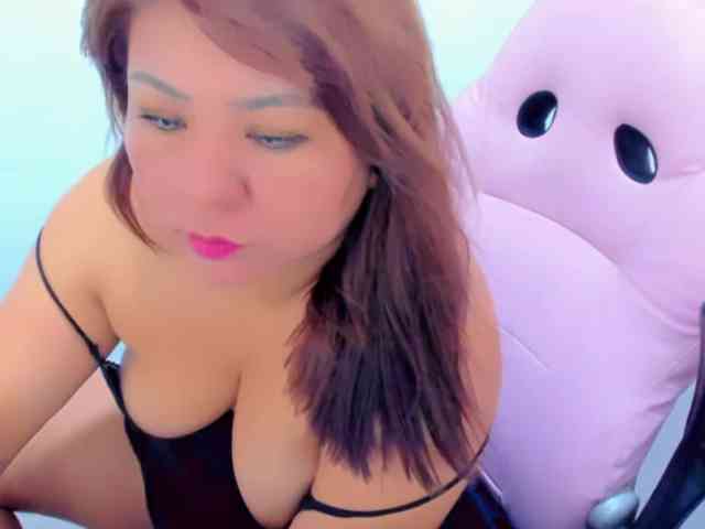 VictoriaLove webcam