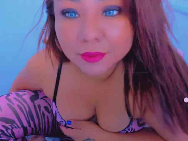 VictoriaLove webcam