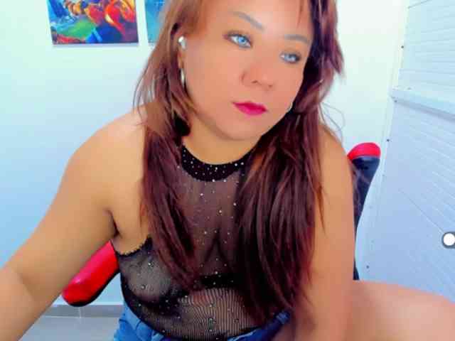 VictoriaLove webcam