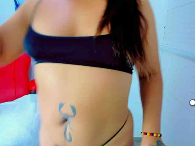 VictoriaLove webcam
